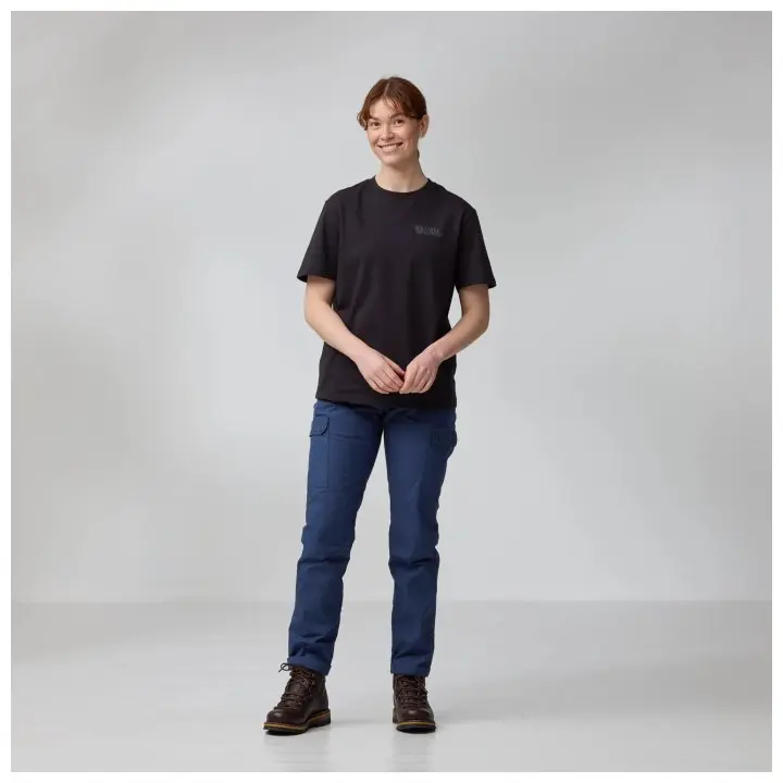 Fjallraven_Heavy_Classic_T-Shirt_W_14600188-550_C_MODEL_0618.jpg Fjällräven Heavy Classic T-shirt W