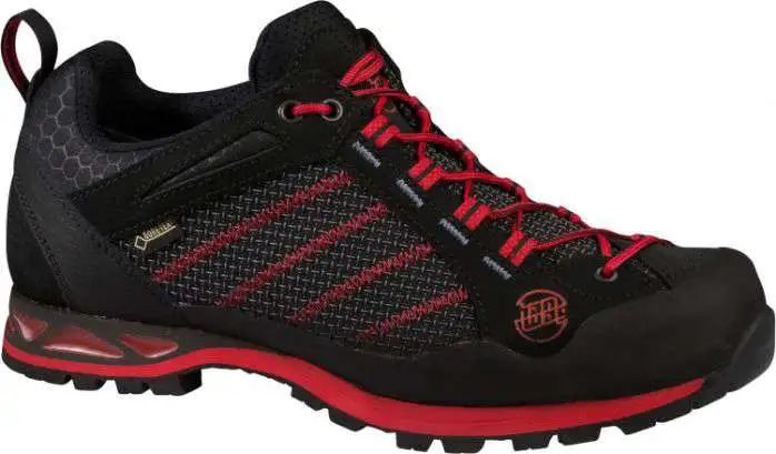 Farbe: 12 - Black - Makra Low GTX