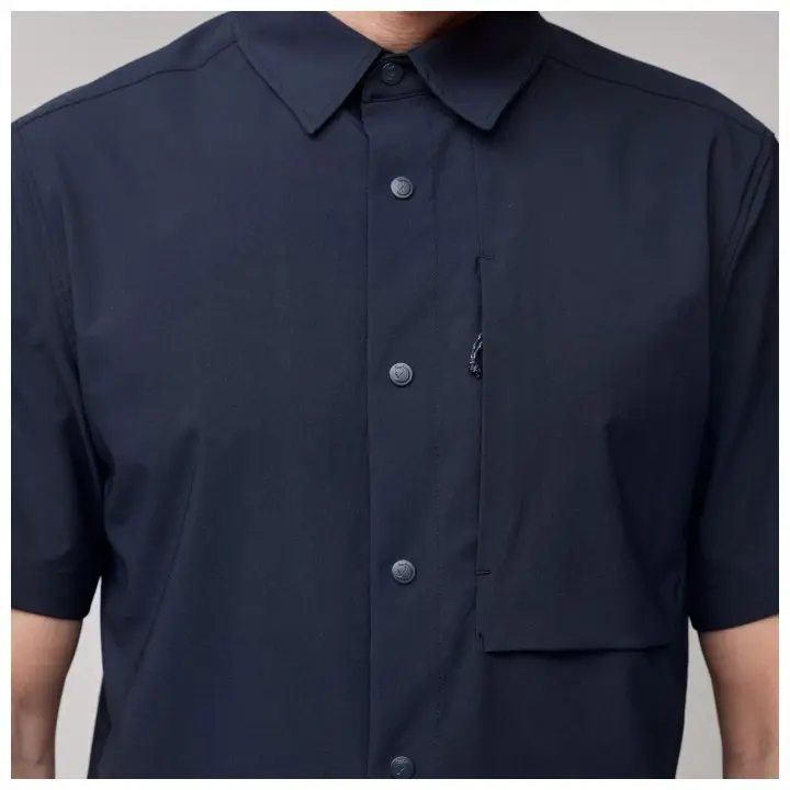 High_Coast_Pack_Shirt_SS_M_12600249-555_F_MODEL_1262.jpg High Coast Pack Shirt SS M