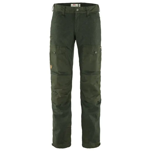 Varmland_Wool_Trousers_M_86904-662_A_MAIN_FJR.jpg Farbe: 662 - Deep Forest - Värmland Wool Trousers M