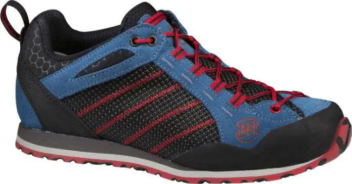 source310604.jpg Makra Urban Lady