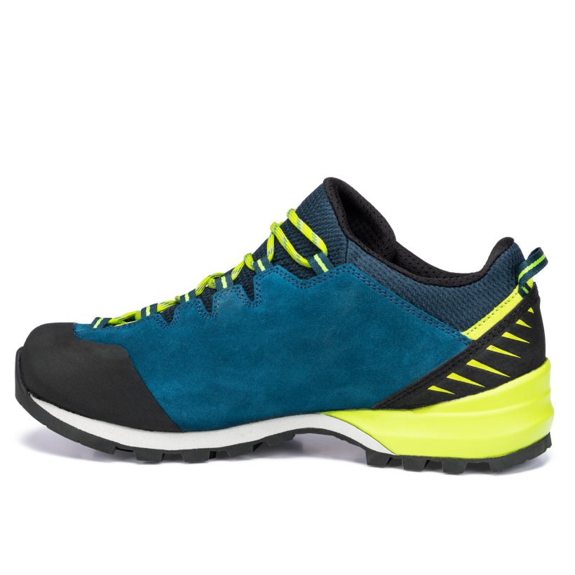 100600_597666_009.jpg Makra Pro Low GTX