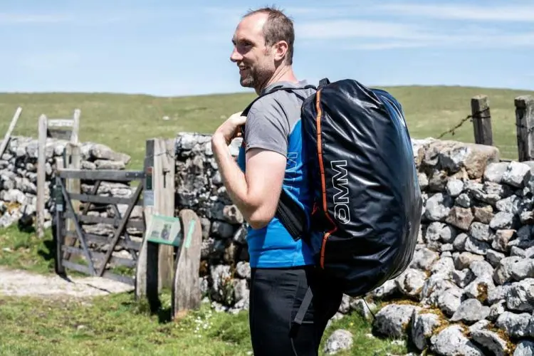 source338357.jpg RaceBase 70