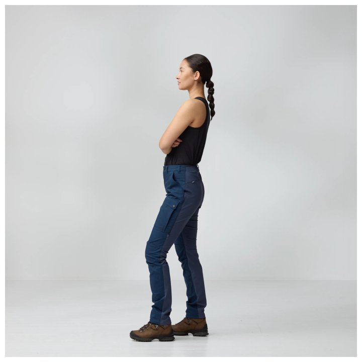 Abisko_Hybrid_Trail_Trousers_W_14200142-560_E_MODEL_0473.jpg Abisko Hybrid Trail Trousers W