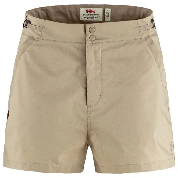 Abisko_Hike_Shorts_W_14200178-118_A_MAIN_FJR.jpg Farbe: Fossil 118 - Abisko Hike Shorts W