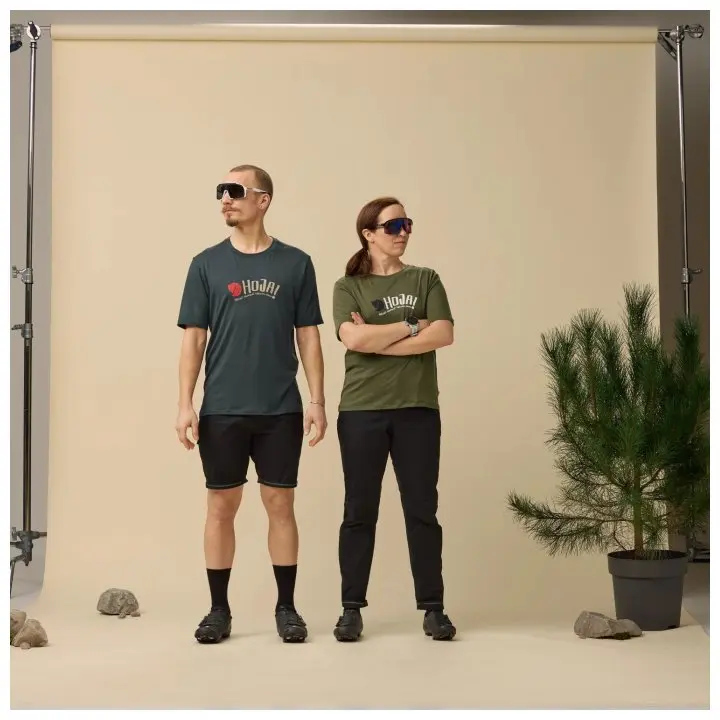 Hoja_Wool_T-shirt_M_12600252-555_C_MODEL_1150.jpg Hoja Wool T-shirt M