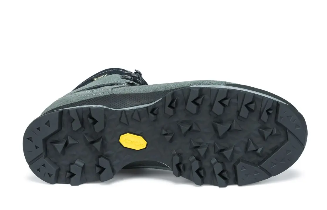 unten.JPG Tatra Light Lady GTX