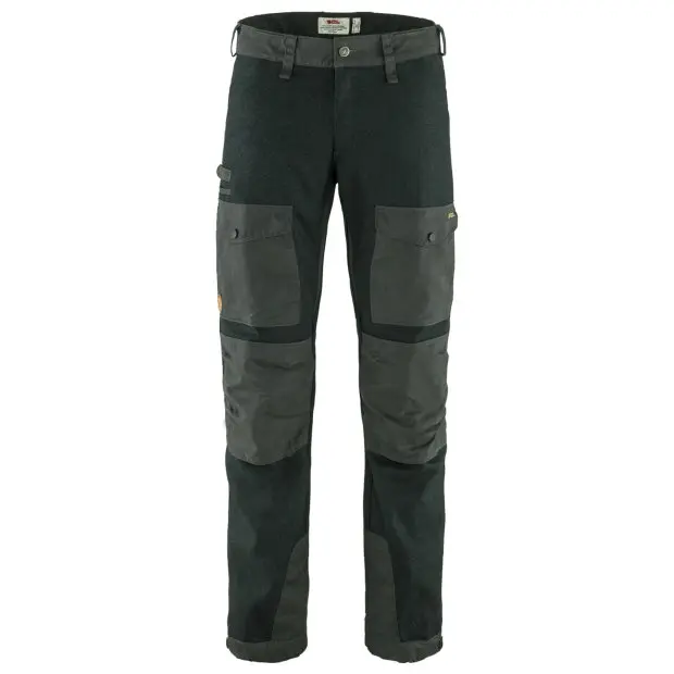 Varmland_Wool_Trousers_M_86904-030_A_MAIN_FJR.jpg Farbe: 030 - Dark Grey - Värmland Wool Trousers M