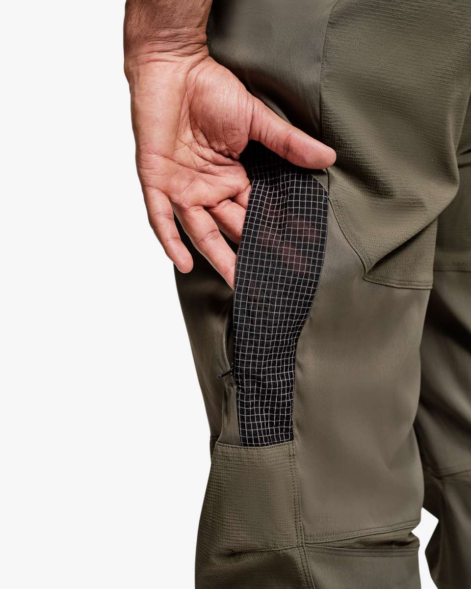 Padje Light Vent Pants M