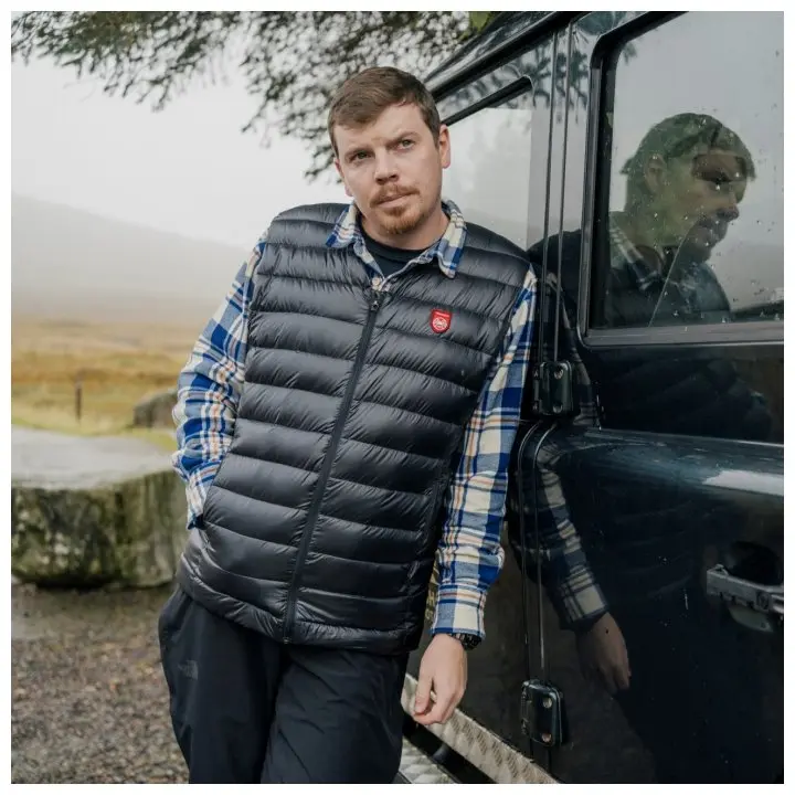 Shadow V-Neck - 7.jpg Shadow V-Neck