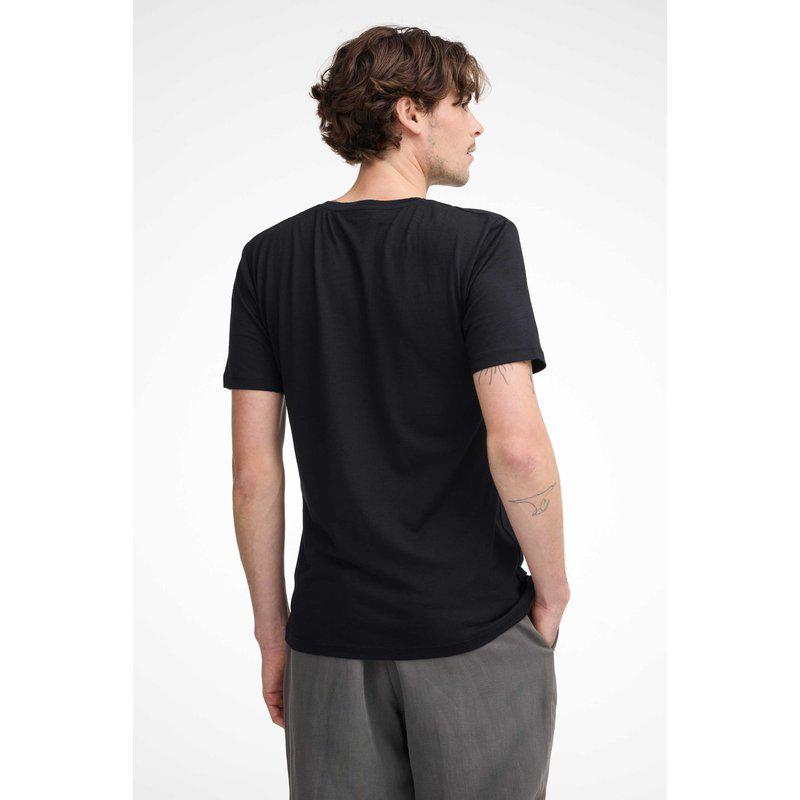 UW Ceasar Shield T-Shirt