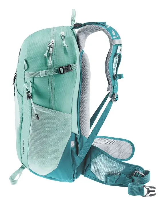 3440424-1377-Trail23SL_glacier_deepsea-D-04 Trail 23 SL