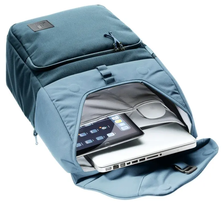 3813921-1365-UpSydney_arctic_lake-D-09.jpg Up Sydney