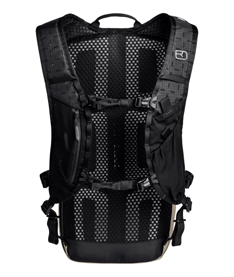 378670-48571-00401-SEQUENCE_DAYPACK_15_dark_linen-B-02.jpg Sequence Daypack 15