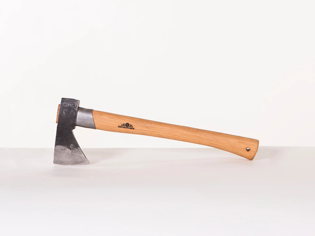Outdoor Axt 425