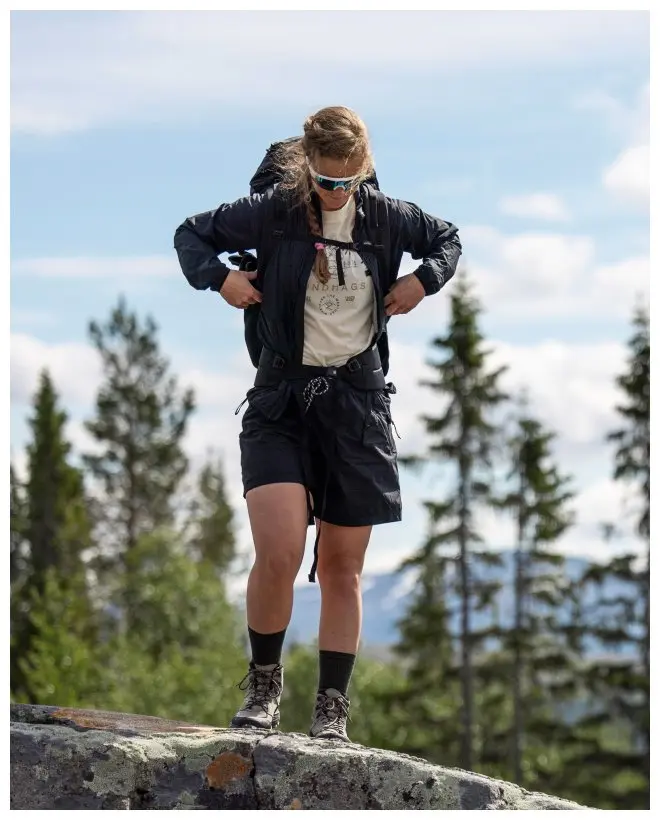 Tived Light Windbreaker Shorts W