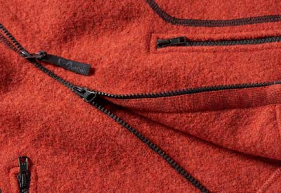 mufflon-w100-kontrastnaehte Mufflon Jacke mit Kontrastnähten - rote Jacke mit schwarzem Reißverschluss