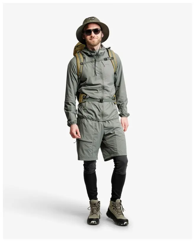 Tived Light Windbreaker Shorts M