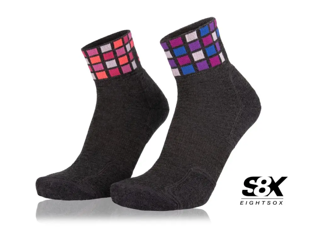 Farbe: Dark Grey Melange / Pink - Color Mid Merino