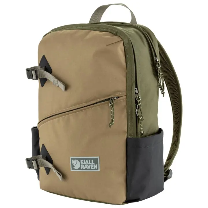 Vardag_Bacpack_17_23200300-620-221_F_MAIN_FJR.jpg Farbe: 620/221 - Clay/Green - Vardag Backpack 17