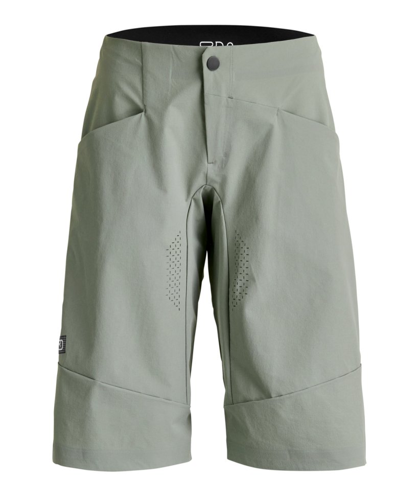 Sequence Trail Shorts W