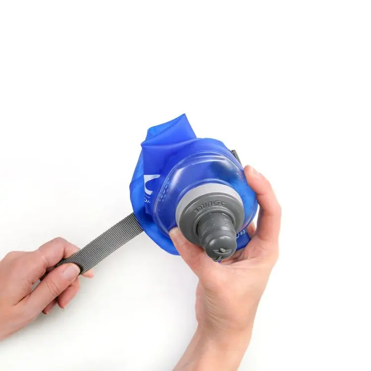 source476603.jpg Nomadic Faltbare Trinkflasche