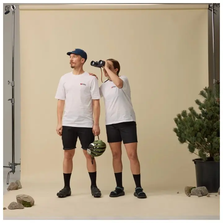 Hoja_Hybrid_Shorts_W_14200188-550_C_MODEL_1553.jpg Hoja Hybrid Shorts W