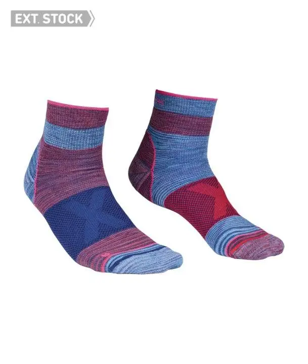 Farbe: hot coral - Alpinist Quarter Socks W