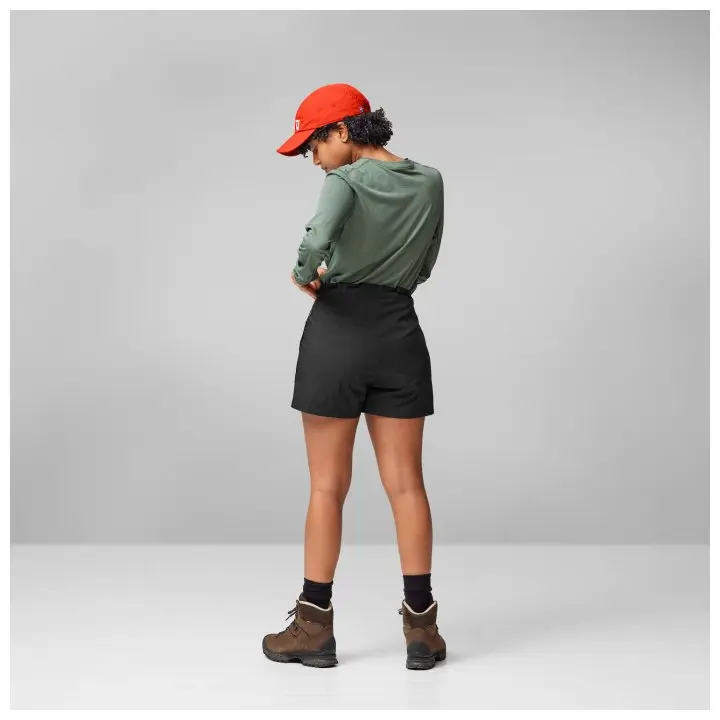 Abisko_Hike_Shorts_W_14200178-550_D_MODEL_FJR.jpg Abisko Hike Shorts W