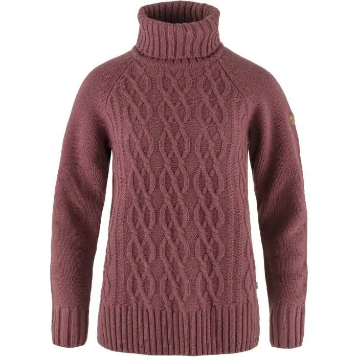 Ovik_Cable_Knit_Roller_Neck_W_84793-410_A_MAIN_FJR.jpg Farbe: 410 - Mesa Purple - Övik Cable Knit Roller Neck W